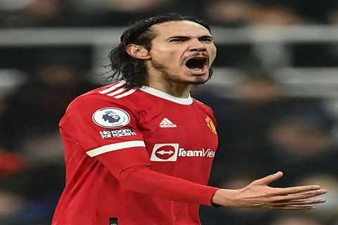 Edinson Cavani expected to leave Man Utd on free transfer in summer as Uruguay striker ‘prefers..