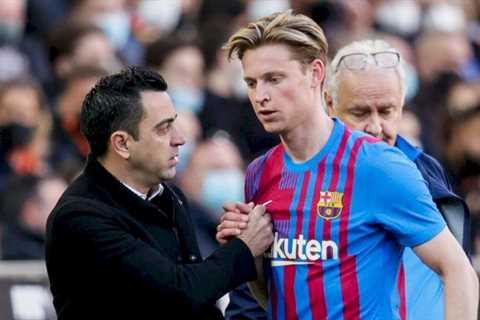 Barcelona boss Xavi gives Man Utd hope of Frenkie de Jong deal with specific requirement