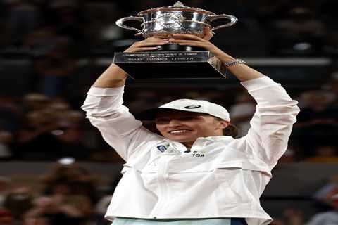 French Open women’s final: Swiatek CRUISED to a second Roland Garros triumph beating Gauff by..