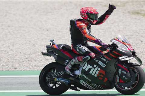 Watch MotoGP star Aleix Espargaro throw away podium spot after celebrating a lap EARLY in epic..