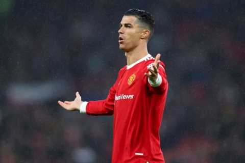 Man Utd boss Erik ten Hag told how to conduct showdown Cristiano Ronaldo talks by ex-star