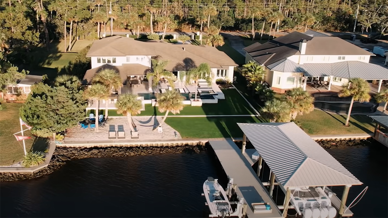 Take a tour of Cameron Smith’s gorgeous $2.4m Florida house featuring F1 simulator, car collection and fishing yachts