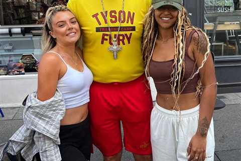 ‘He was dressed like a lifeguard’ – Tyson Fury stuns buskers by singing and dancing in street as..
