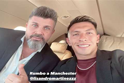 Lisandro Martinez boards private jet as defender flies to UK for Man Utd medical ahead of..
