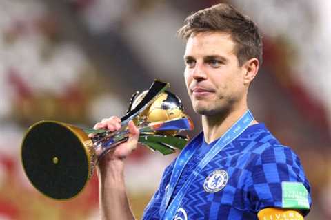 Cesar Azpilicueta signs new two-year Chelsea contract to end Barcelona speculation