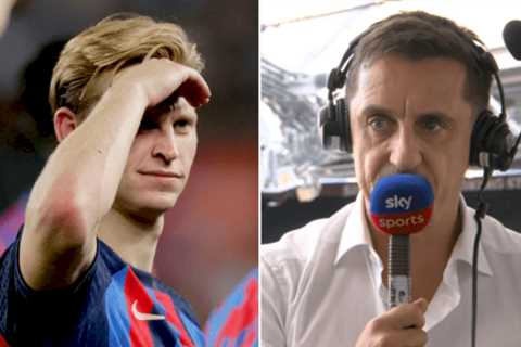 Gary Neville sends message to ‘panicking’ Manchester United board over Frenkie de Jong transfer