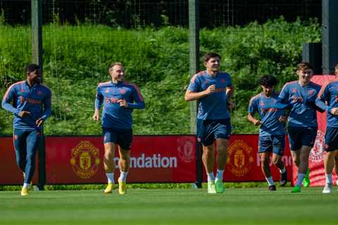 Man Utd players laugh around in training but Cristiano Ronaldo doesn’t crack a smile ahead of..