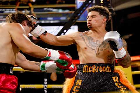 Austin McBroom vs AnEsonGib: UK start time, live stream, TV channel, undercard for HUGE YouTuber..