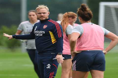 Arsenal boss Eidevall keen on  more WSL matches being played at bigger grounds