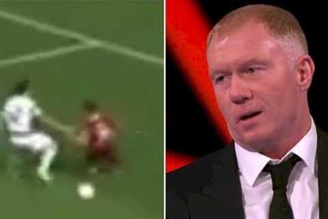 Antony produces outrageous skill – but Paul Scholes labels Man Utd ace ‘one-trick pony’