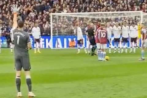 Fans spot Emiliano Martinez’s ‘****house’ move to distract David de Gea for Villa goal