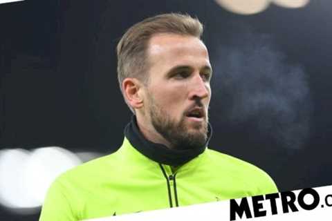 Harry Kane open to signing new Tottenham contract despite Manchester United links