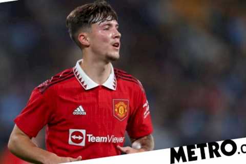 Manchester United send Charlie McNeill and Di’Shon Bernard out on loan for rest of the season