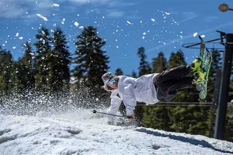 [VIDEO] Tanner Hall Pulls Out of Freeride World Tour After Hitting Tree in Utah