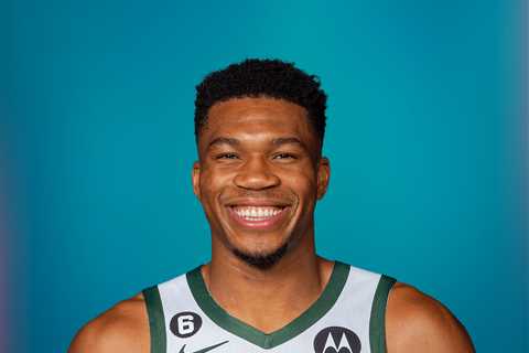 Giannis Antetokounmpo out against Warriors