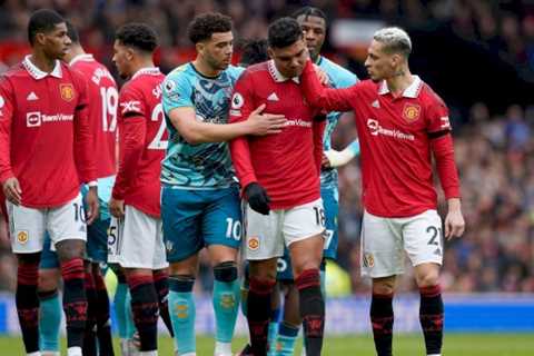 Man Utd 0-0 Southampton: Saints earn very important point as Casemiro leaves United in the lurch