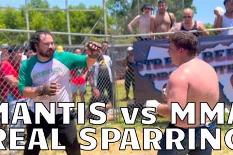 Mantis Kung Fu VS. MMA | REAL SPARRING [螳螂拳 黃漢勛]