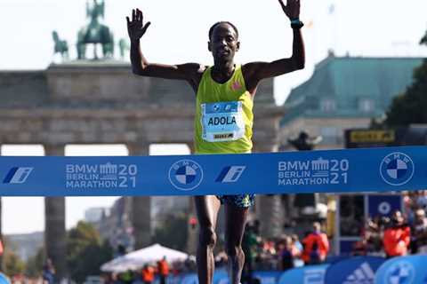 Guye Adola headlines Paris Marathon