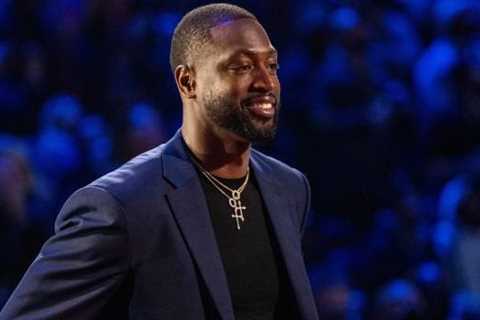 Watch: Dwyane Wade Receives Unanimous Hall of Fame Induction News