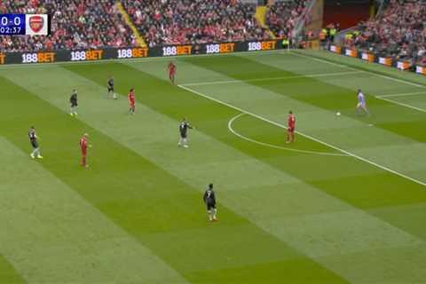 Jamie Carragher points out Jurgen Klopp’s tactical tweak against Arsenal with Liverpool fans left..