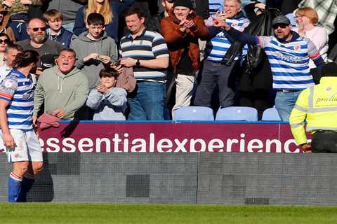 Watch Andy Carroll have heated argument with Reading fan as struggling side have nightmare Bank..