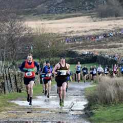 Lawson and Smith splash to victory – UK fell race round-up