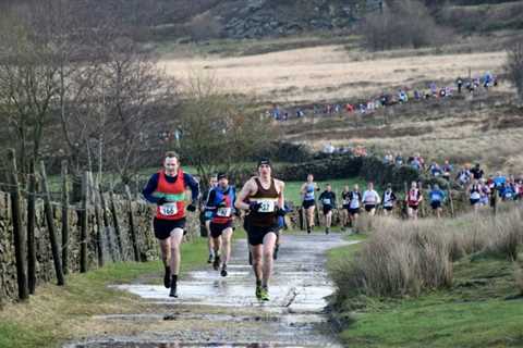 Lawson and Smith splash to victory – UK fell race round-up