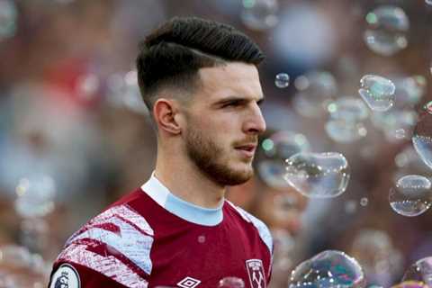 West Ham refuse to knock down Declan Rice transfer fee despite Arsenal pressure to cash in on club..