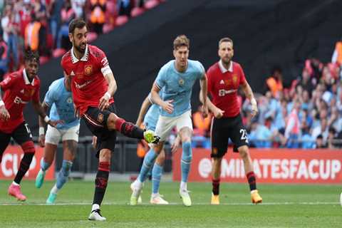 Bruno Fernandes puts in mixed performance as Manchester United suffer FA Cup final defeat – Man..