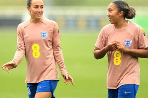 Lucy Bronze hails ‘exciting and fearless’ youngsters in England World Cup squad