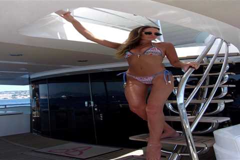 Inside Paulina Gretzky’s European adventure, from stunning in bikini on yacht to wearing risque..