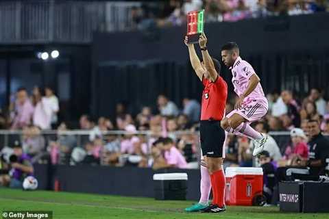 Alba makes Inter Miami debut & joins former Barca teammates Messi and Busquets