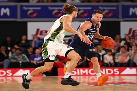 NBL Round 1: Delly drives United to perfect start on the double, Cook’s dunk dishes up win for..