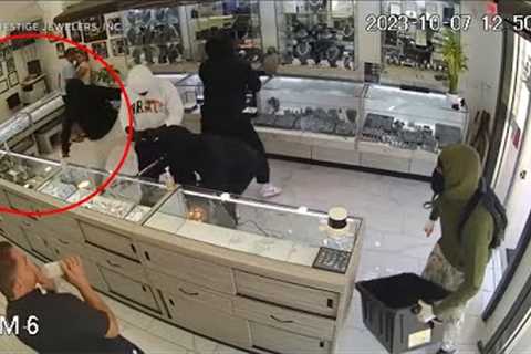 New video shows jewelry store worker shoot at smash-and-grab suspects