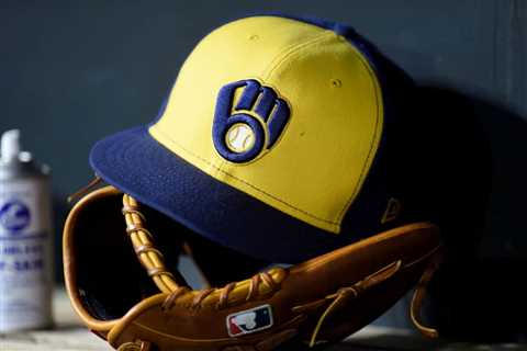 Brewers Reportedly Set To Hand Out Historic Contract