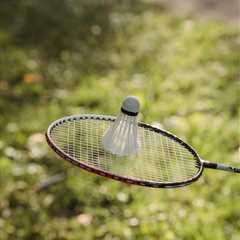 4 Types of Badminton Serves to Master (& When To Use Them)