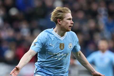 Kevin De Bruyne Hands Manchester City Title Race Advantage