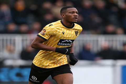 Timmy Abraham Cheering on FA Cup Underdogs Maidstone