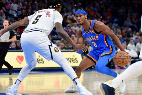 Gilgeous-Alexander scores 34 points, Thunder beat short-handed Nuggets