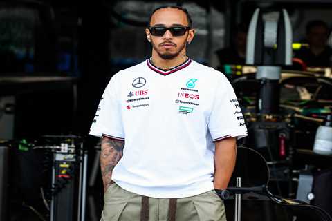 Lewis Hamilton Tips Sebastian Vettel to Replace Him at Mercedes