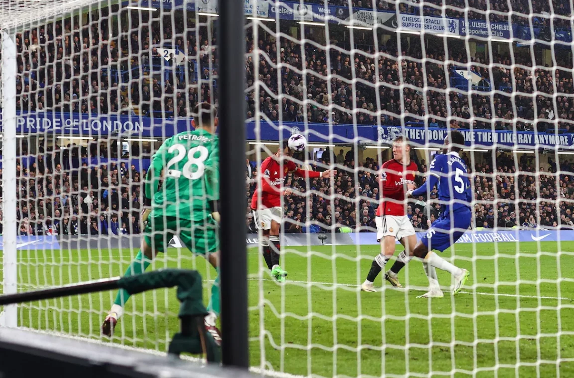 Chelsea 4-3 Man Utd: Blues Win The Bum Fight