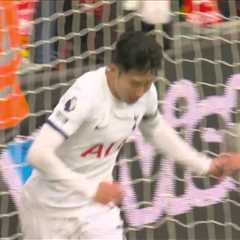 Tottenham make late push for comeback but Liverpool prevail as they win 4-2