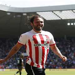 Sunderland to release Bradley Dack, Corry Evans this summer