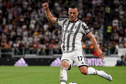 Juventus looking to offload Filip Kostic & Samuel Iling-Junior