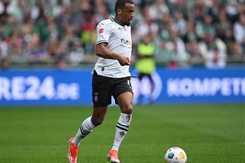 Borussia Mönchengladbach will look to offload Alassane Pléa this summer