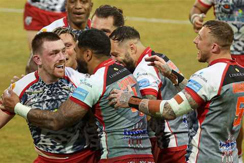 Leigh stun Hull KR as incredible Super League run continues