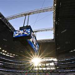 AT&T Stadium Roof Collapses After Mike Tyson vs Jake Paul Fight