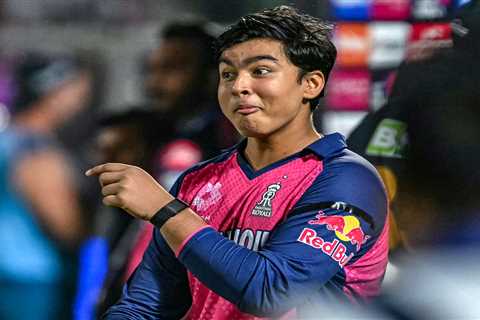 Wonderkid Vaibhav Suryavanshi, 14, rewrites history with second-fastest IPL century.. beaten only..