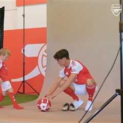 When Your Kid Sees You in an Arsenal Kit and You Lose It Completely