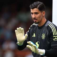 Bayindir Keeps Man Utd Spot Despite Lammens Arrival